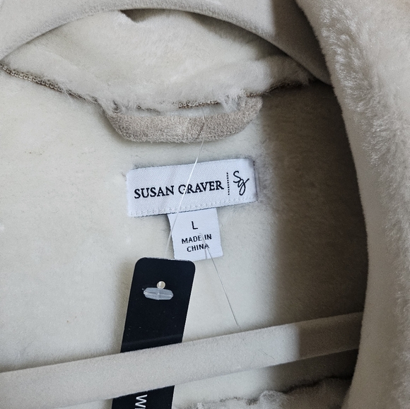 Susan Graver Faux Fur Vest - Picture 5 of 9